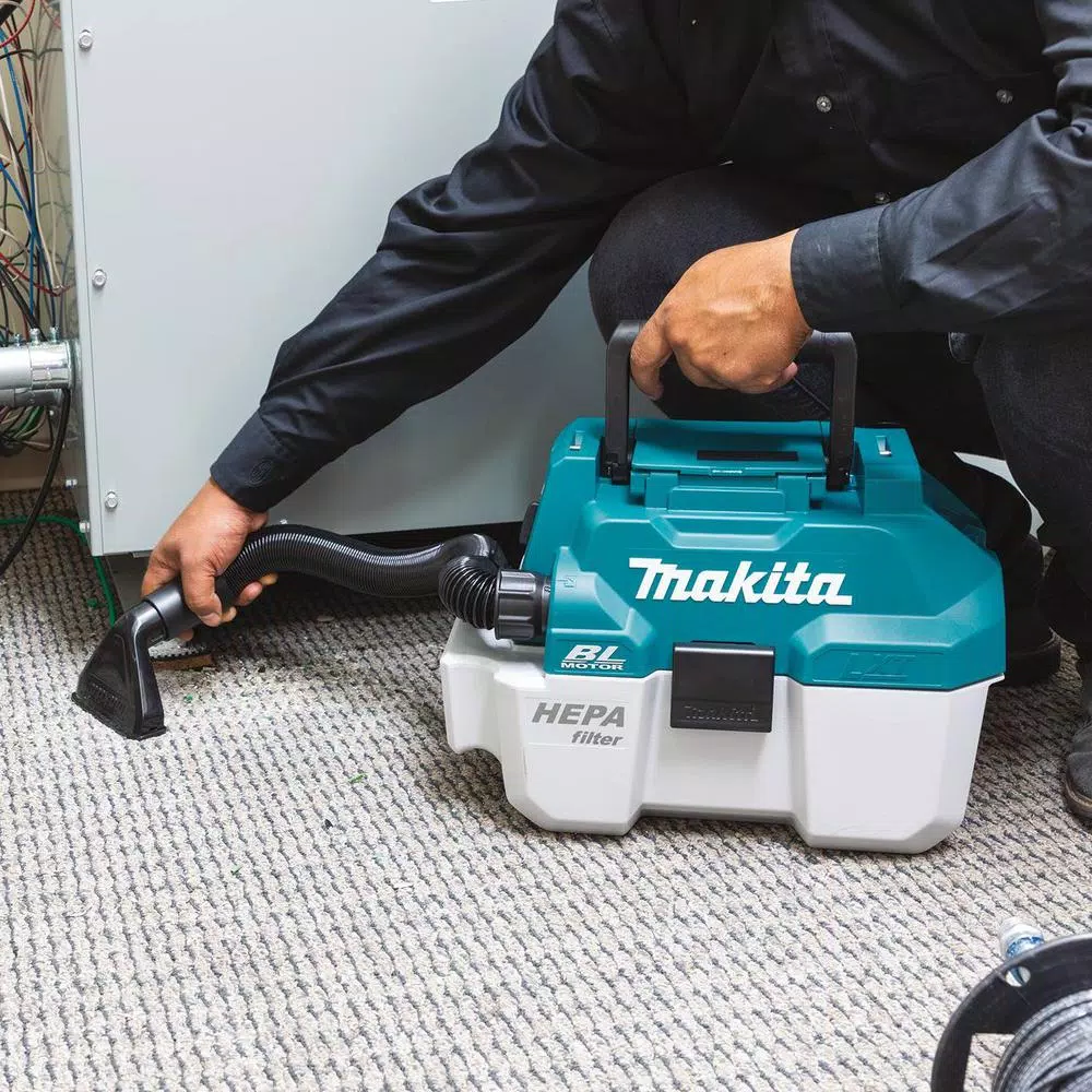 Budget 🎉 Makita 18-Volt 5.0 Ah LXT Lithium-Ion Brushless Cordless 2 Gal. HEPA Filter Portable Wet/Dry Dust Extractor/Vacuum Kit 🔔 17 Budget 🎉 Makita 18-Volt 5.0 Ah LXT Lithium-Ion Brushless Cordless 2 Gal. HEPA Filter Portable Wet/Dry Dust Extractor/Vacuum Kit 🔔 - Image 15